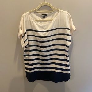 DKNY top